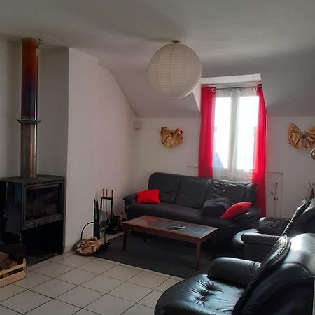 Appartement Spacieux Et Lumineux Oloron-Sainte-Marie Exterior foto